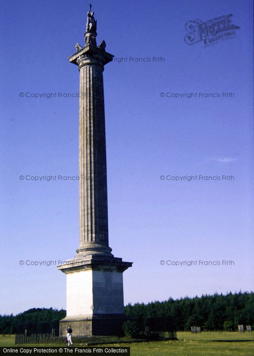 Photo of Woodstock, Blenheim Palace, Column Of Victory 1989