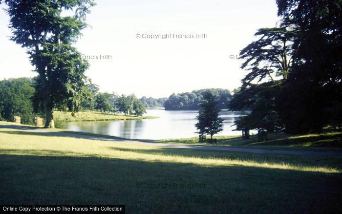 Photo of Woodstock, Blenheim Palace, The Lake 1989