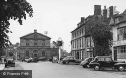 Market Square & Town Hall c.1955, Woodstock