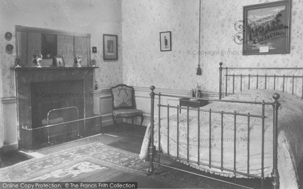 Photo of Woodstock, Sir Winston Churchill's Birthroom, Blenheim Palace c.1960