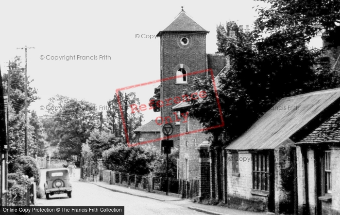 Photo of Woolhampton, Station Road c.1960