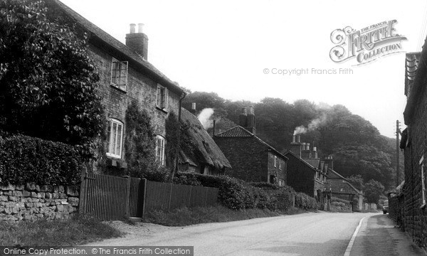 Photo of Woolsthorpe, The Village c.1955