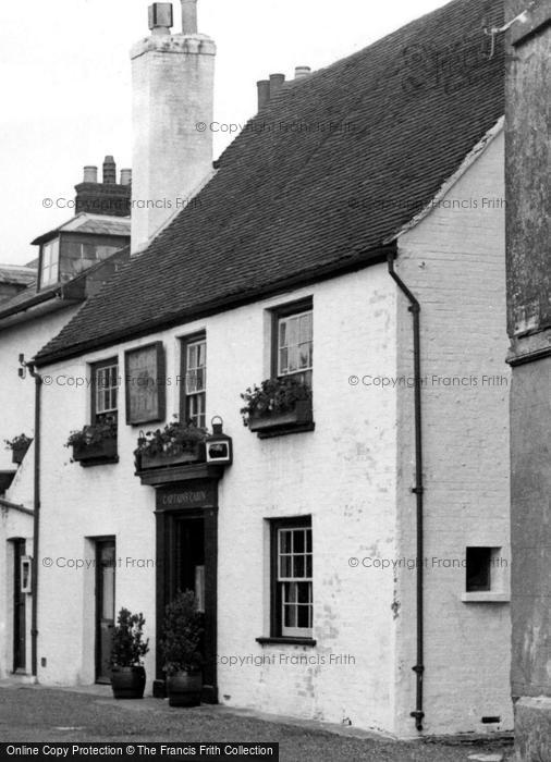 Photo of Wootton Bridge, The Captain's Cabin c.1955