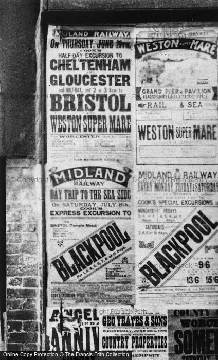 Photo of Worcester, Adverts By The Lich Gate 1906