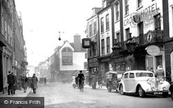 Broad Street And Crown Hotel c.1950, Worcester