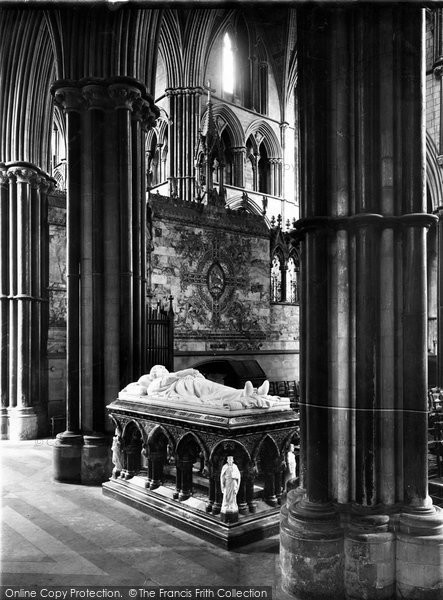 Photo of Worcester, Cathedral, Dudley Monument 1925