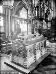 Cathedral, King John's Tomb 1925, Worcester
