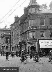 Cycling Along The Cross 1923, Worcester