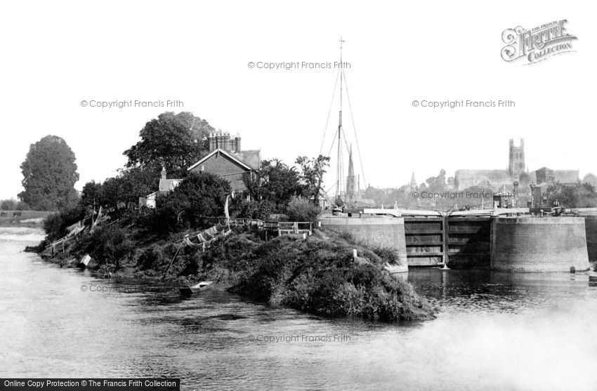 Worcester, Diglis Locks and Weir 1891