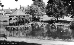 Gheluvelt Park, The Pool And Bandstand c.1965, Worcester