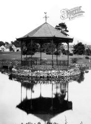 The Pavilion, Gheluvelt Park 1936, Worcester
