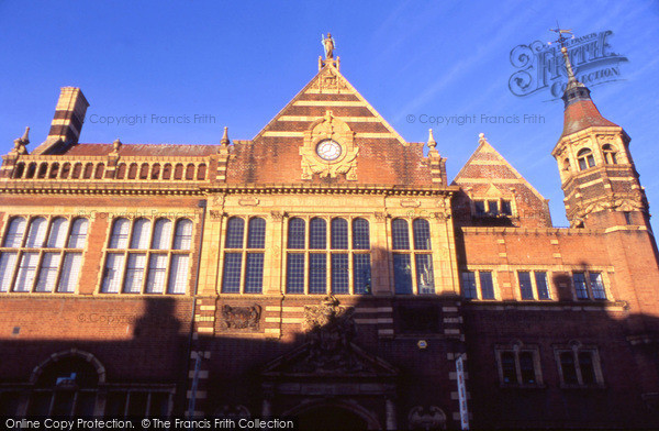 Photo of Worcester, Victoria Institute 2004