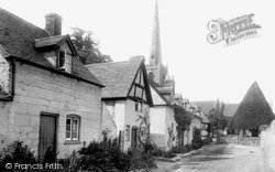 The Village 1899, Worfield