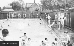 The Swimming Pool c.1955, Worksop