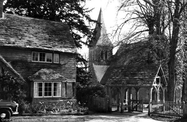 Photo of Worth, St Nicholas' Church c.1960