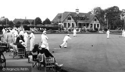 Bowling Green And Pavilion, Beach Park c.1960, Worthing