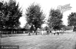 The Bowling Green In The Park 1906, Worthing