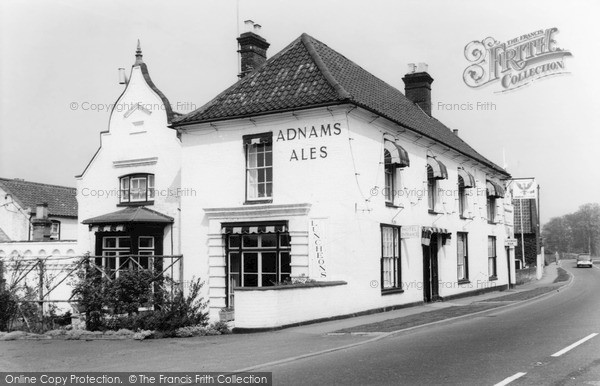 Photo of Wrentham, Spread Eagle Hotel c.1965