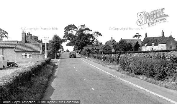 Photo of Wrentham, the Horse and Groom c1950