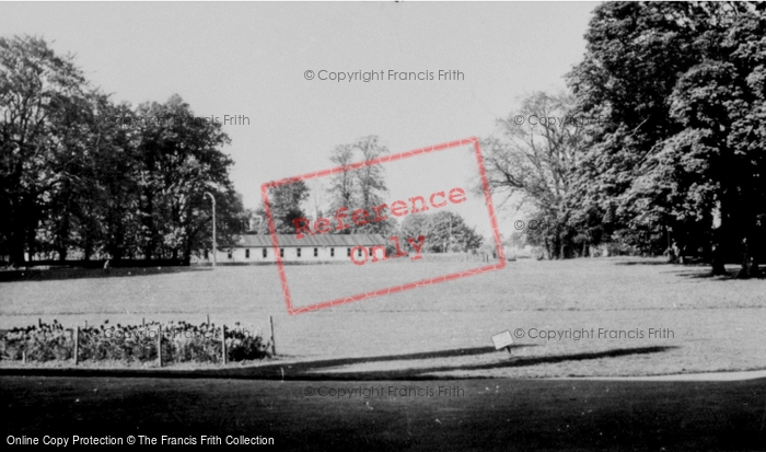 Photo of Wrexham, Bodhyfryd Park c.1955