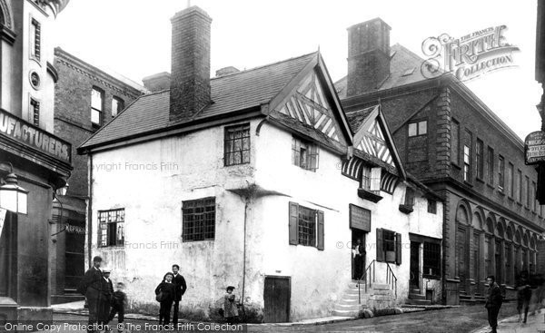 Photo of Wrexham, Hand Inn 1895