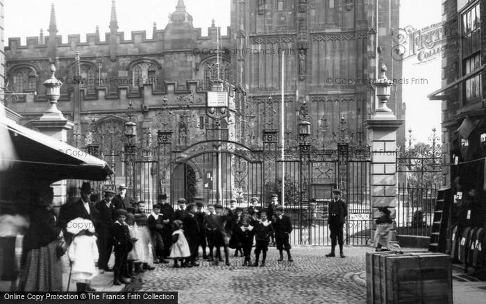 Photo of Wrexham, People At The Gates To The Church Of St Giles 1903