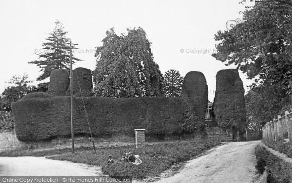 Photo of Wroughton, Church Hill 1910