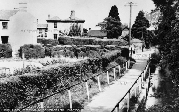 Photo of Wroughton, The Pitchens 1930