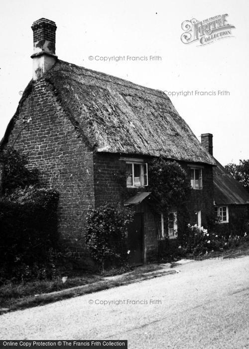 Photo of Wroxton, A Thatched House c.1930