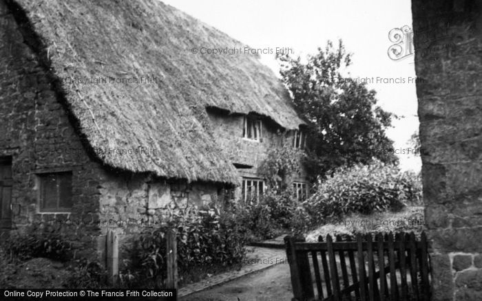 Photo of Wroxton, A Thatched House c.1930