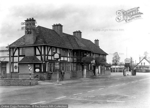 Photo of Wychbold, the Crown Hotel c1950