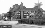 The Crown Hotel & Restaurant c.1950, Wychbold