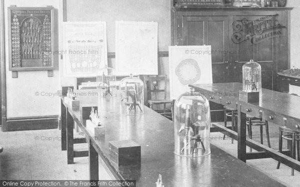 Photo of Wye, College, Botanical Laboratory 1906