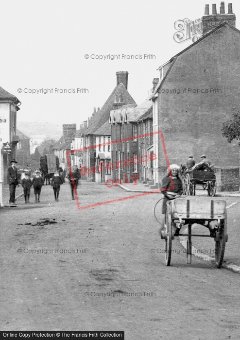 Photo of Wye, People In Bridge Street 1918