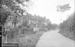 The Village 1918, Wye