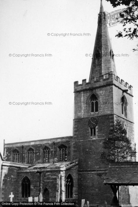 Photo of Wymondham, St Peter's Church c.1955