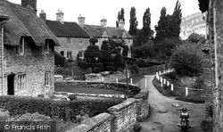 Little Lane c.1952, Yardley Hastings