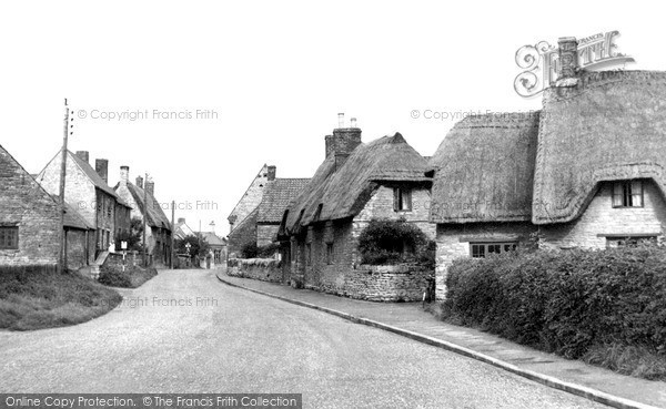 Photo of Yardley Hastings, Little Street c1955