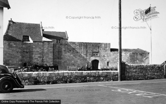 Photo of Yarmouth, Castle c.1955