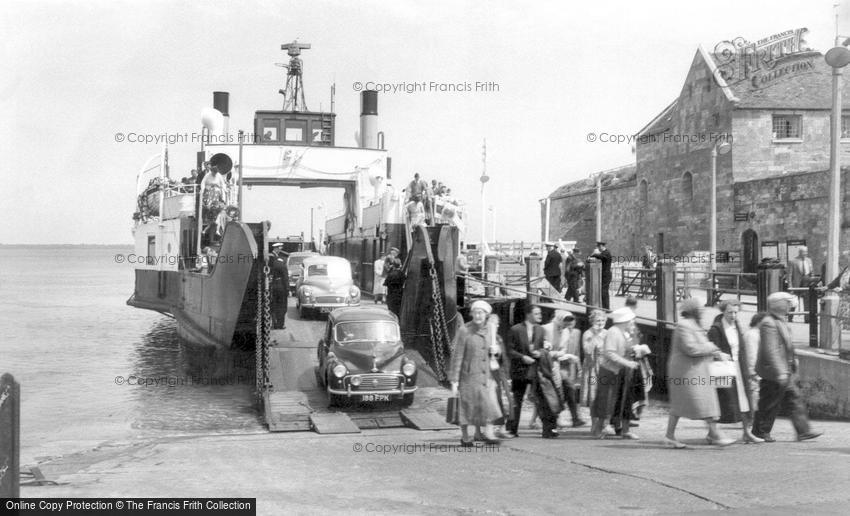 Yarmouth, the Ferry c1960