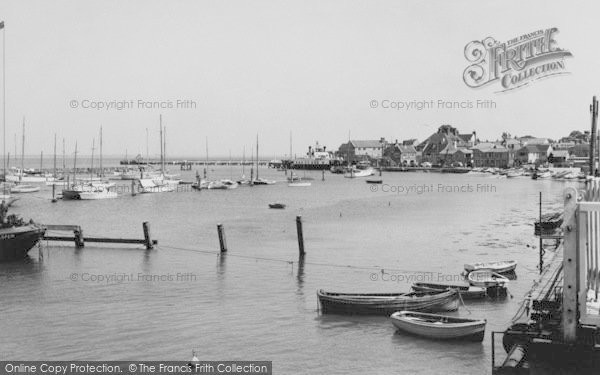 Photo of Yarmouth, The Harbour c.1955