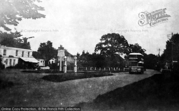 Photo of Yateley, The Village 1932