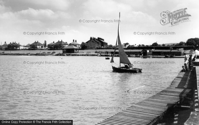 Photo of Yeadon, Sailing At The Tarn c.1965