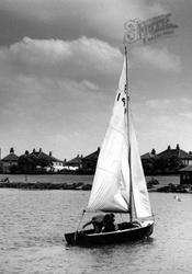 Sailing At The Tarn c.1965, Yeadon