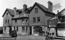 Post Office And Hotel 1898, Yelverton