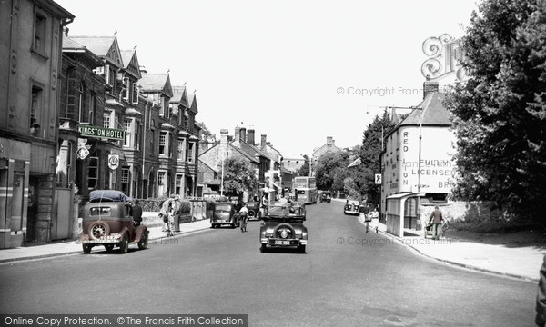 Photo of Yeovil, Kingston Road c.1950