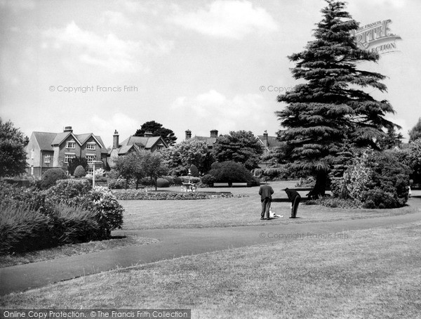 Photo of Yeovil, Sidney Gardens c.1955
