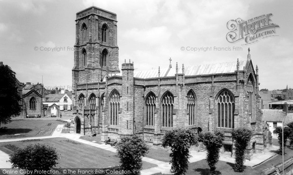 Photo of Yeovil, St John's Church c.1965