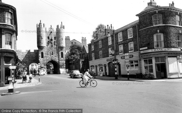 Photo of York, Micklegate Bar c.1955