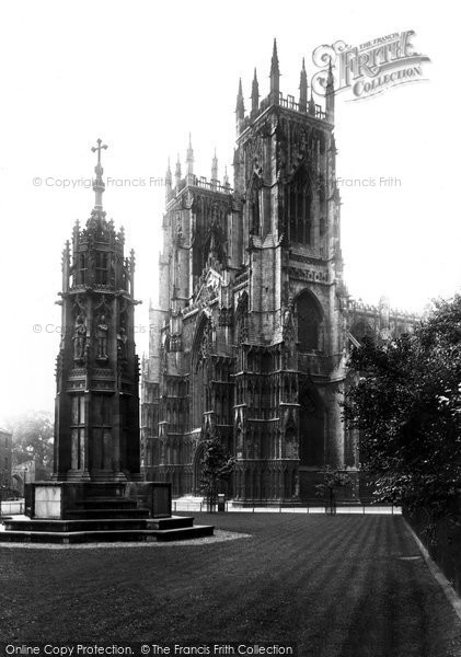 York, Minster and War Memorial 1909 Photo of York, Minster And War Memorial 1909